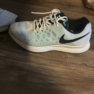 Women’s Nike shoes